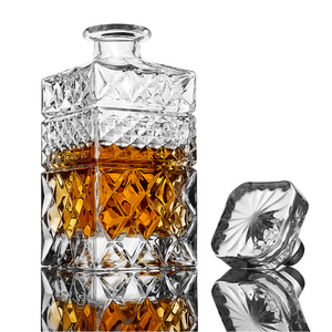 Exquisite Decanter & Whiskey Glass Set